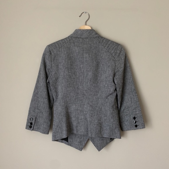 {BCBG} Grey Linen Cropped Blazer - Picture 4 of 4